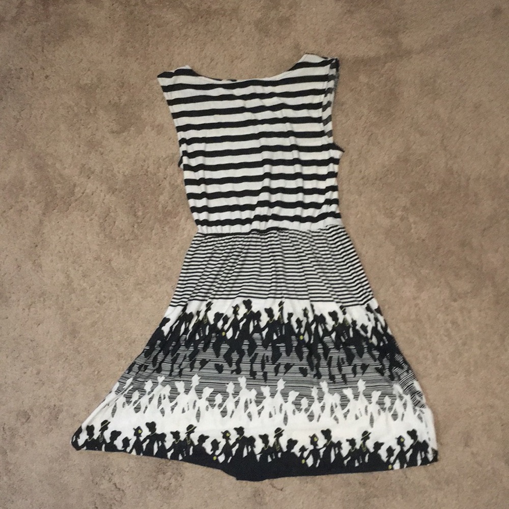 Party in the city dress!
